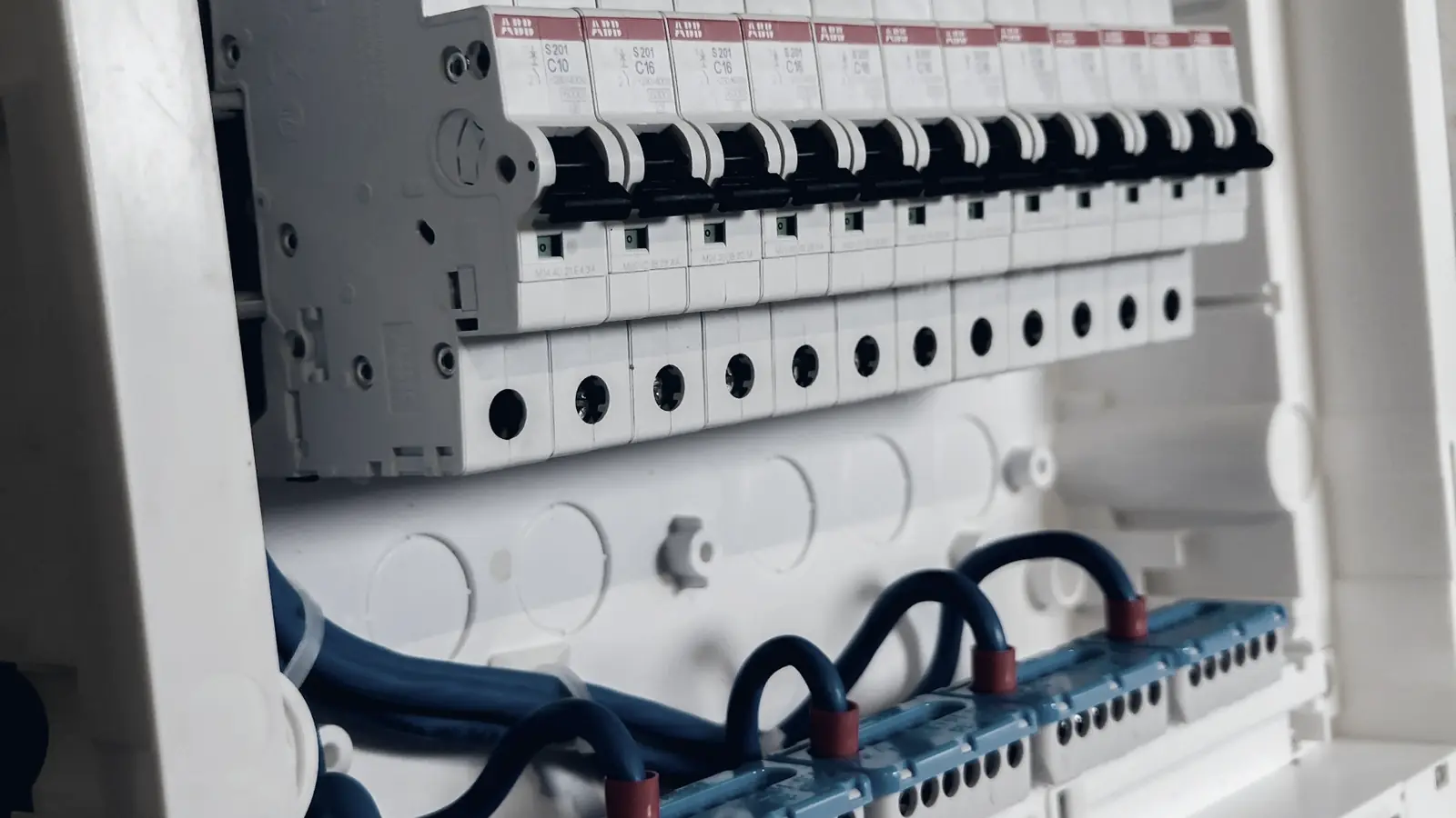 UPS et protection de l'alimentation